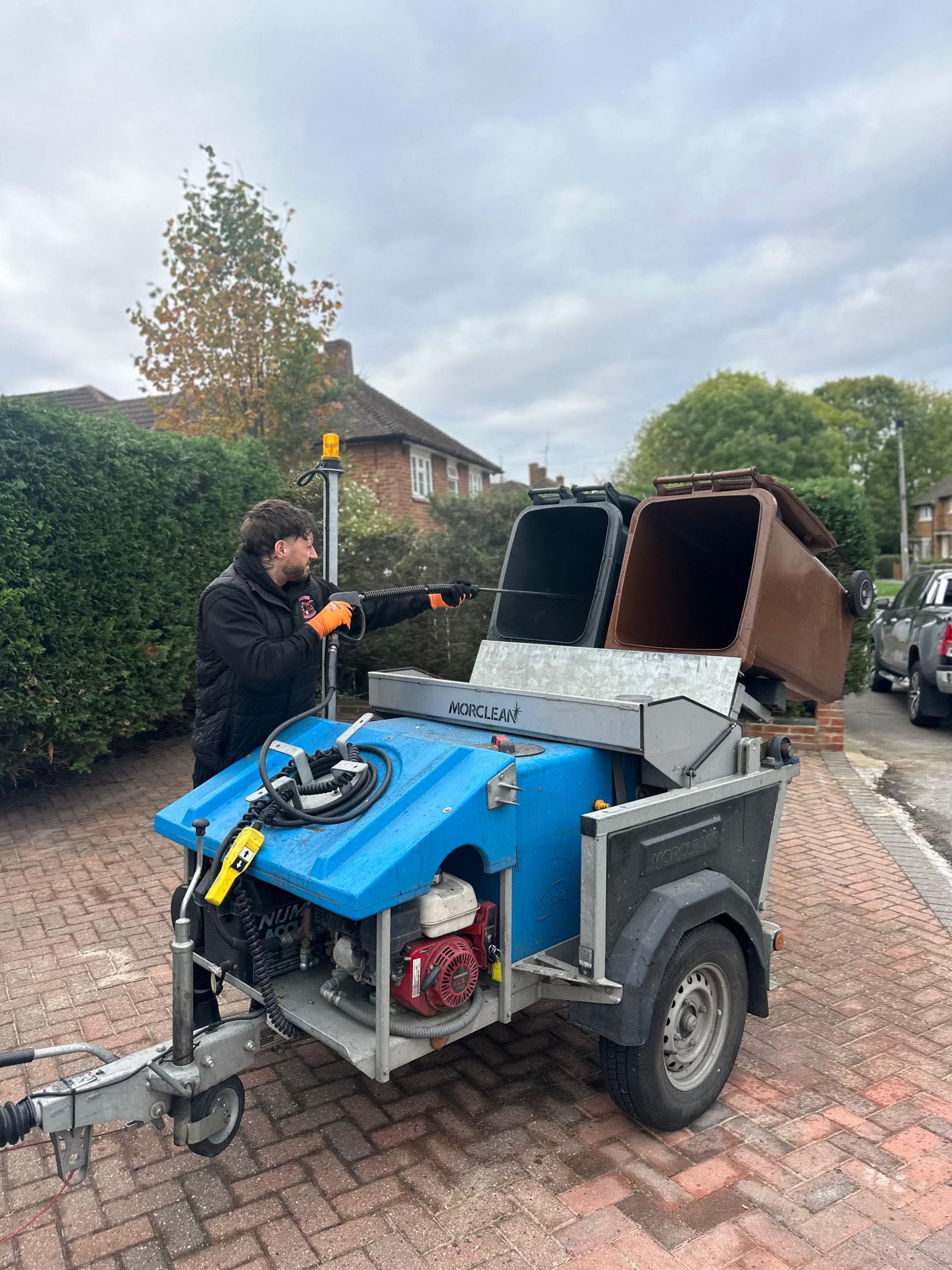 Eco-friendly residential, commercial and industrial wheelie bin cleaning by Taylor’s Wheelie Cleans in Hertfordshire